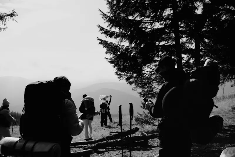 Beyond the Tourist Trail: Harnessing Serendipitous Encounters for Business Growth