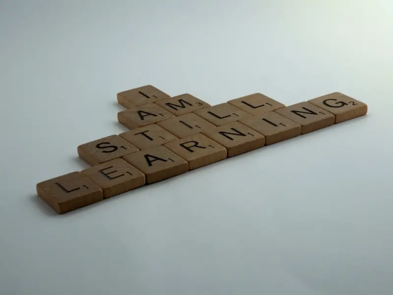 When AI Learns to Adapt: Crafting Real‑Time Personal Experiences for B2B SaaS