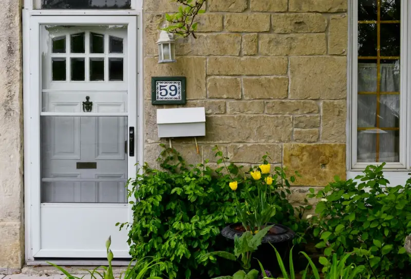 Why Messaging Apps Are the New Front Door for B2B Marketing