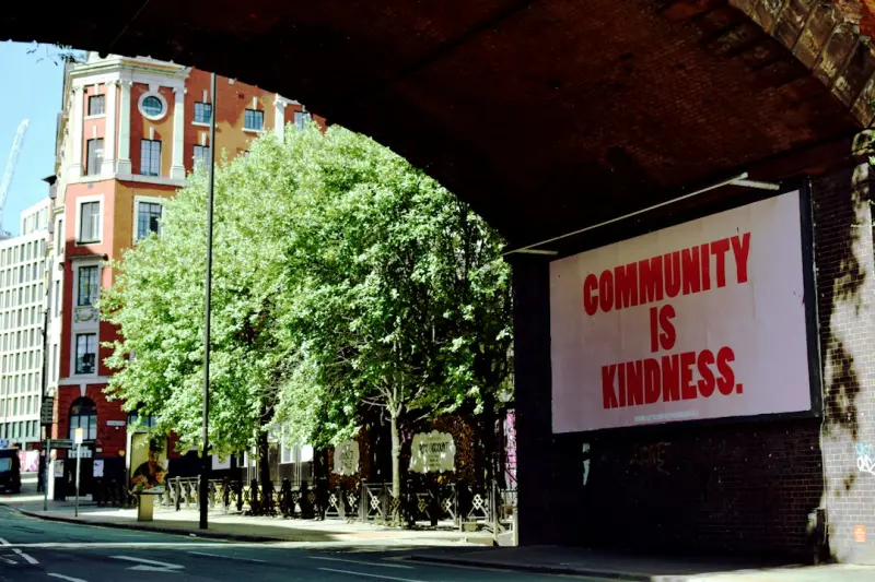 Why Community Advocacy Is the Missing Link in Modern B2B Marketing