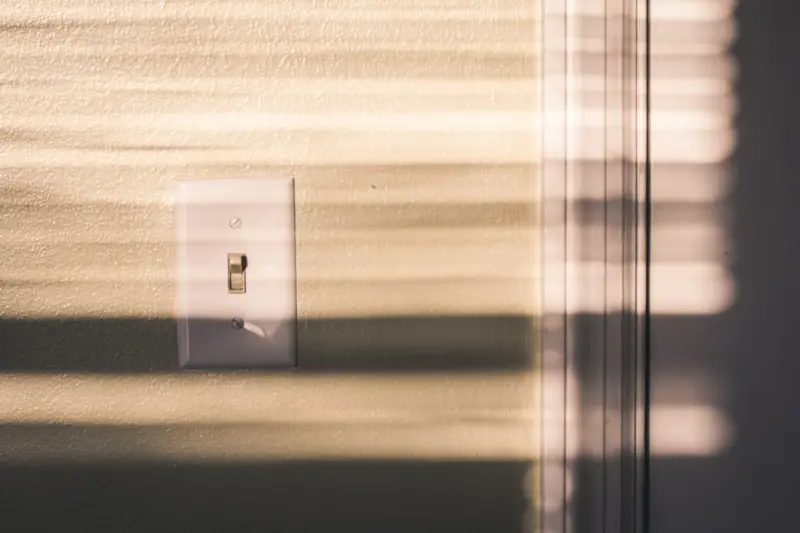 The Light Switch to Better Health: Rethinking Office Illumination for Hybrid Teams The Light Switch to Better Health: Rethinking Office Illumination for Hybrid Teams