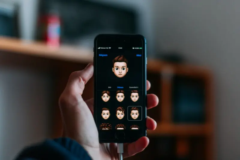 Decentralized Digital Identity: Empowering Users in the Tech Era