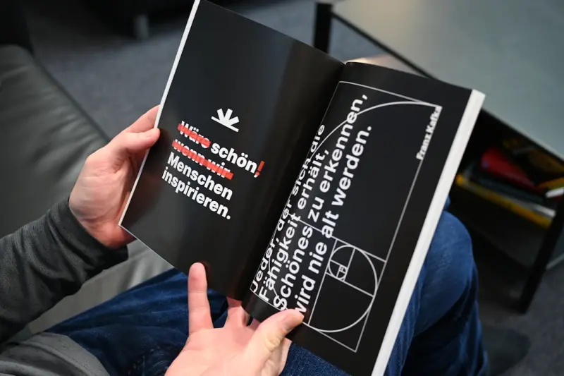 Capturing Micro‑Moments: A Real‑Time Playbook for Modern Marketers
