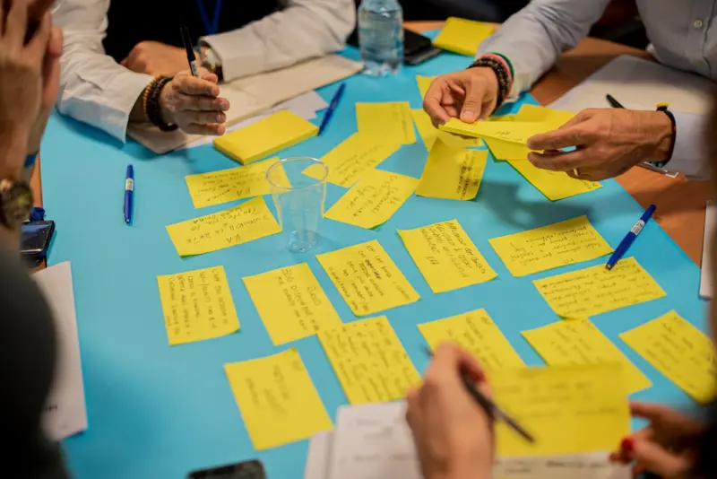 Prompt Engineering Meets Product Brainstorming: An AI‑Augmented Ideation Playbook