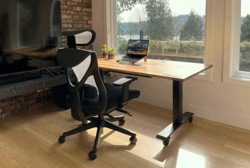 Why Your Desk Chair Is Sabotaging Your Health (And How to Fix It)