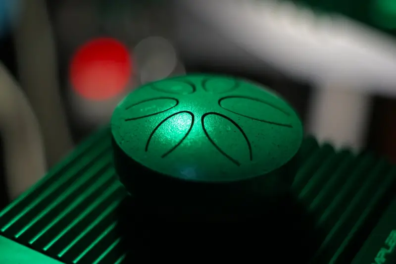 Silencing the Noise: How Ambient Soundscapes Boost Workplace Health