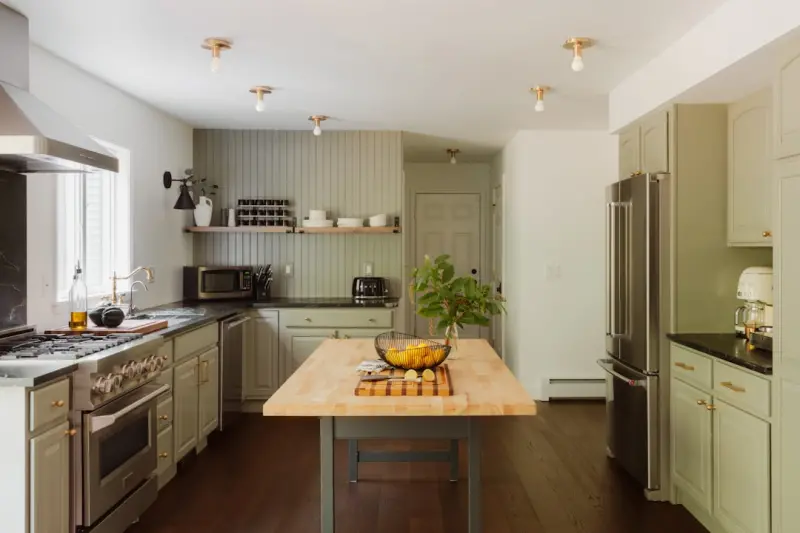 Turn Your Kitchen Into a Stress‑Free Command Center Turn Your Kitchen Into a Stress‑Free Command Center