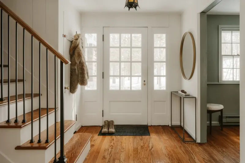 From Hallway to Hero: Turning Your Entryway into a Stylish Welcome Zone