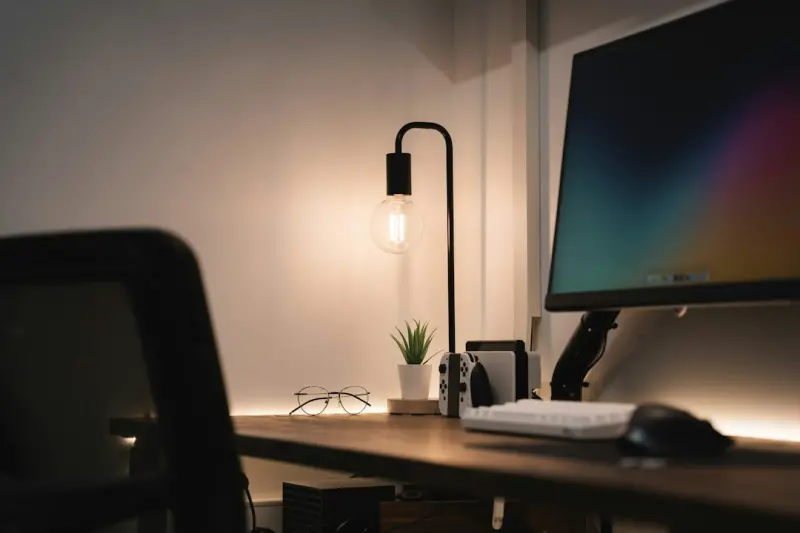 Lighting the Way: Simple Home Office Tweaks to Sync Your Body Clock