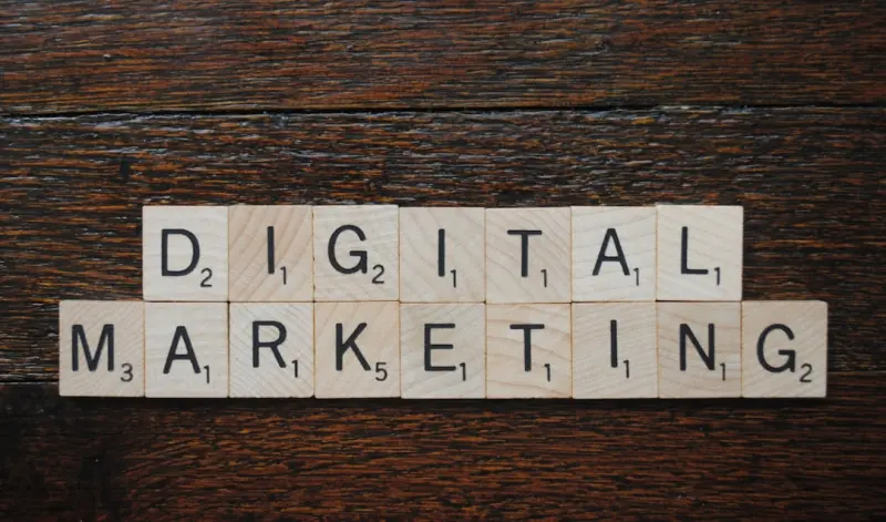 From Clicks to Conversations: Rethinking Digital Marketing with Community‑Driven Experiences