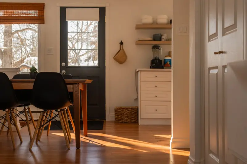 Everyday Energy Wins: Simple Home Tweaks That Cut Bills and Carbon