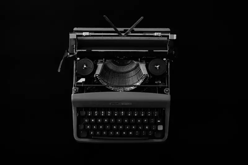 The Unseen Lever: How Generative AI Is Re‑Writing B2B Product Strategy