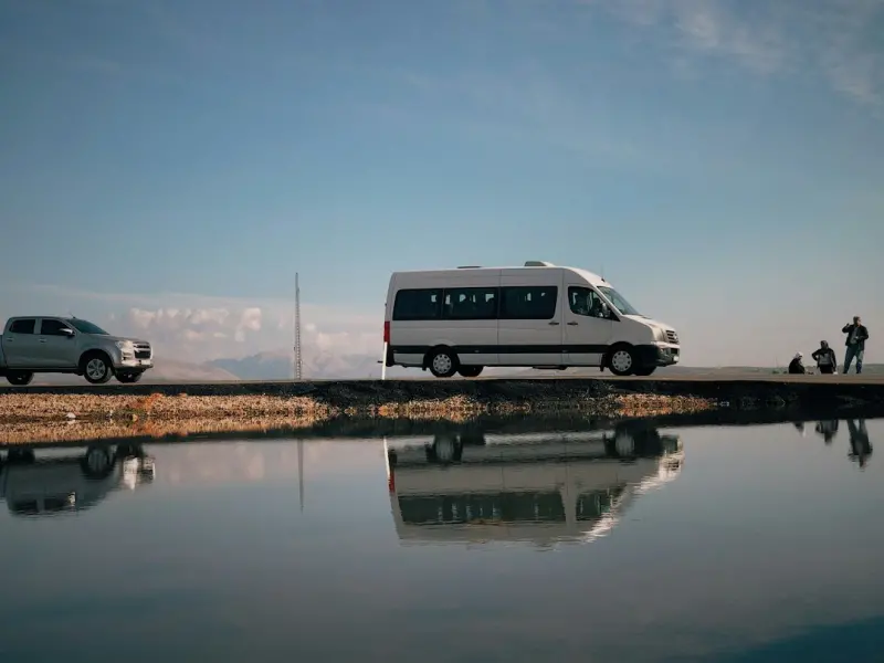 Travel as a Mobile Innovation Lab: Turning Detours into Business Insights Travel as a Mobile Innovation Lab: Turning Detours into Business Insights