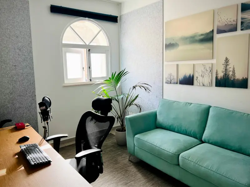 Transform Your Living Space into a Remote‑Work Oasis