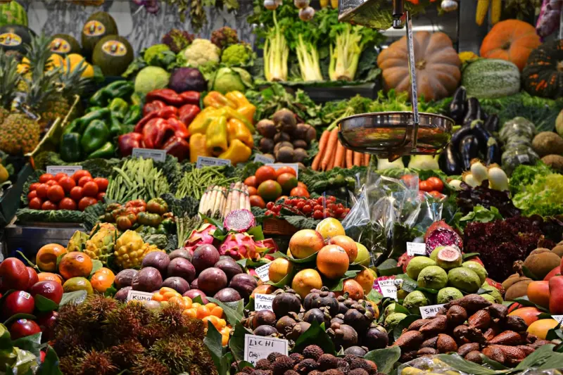 Off‑the‑Beaten‑Path Food Markets: A Traveler’s Sensory Safari