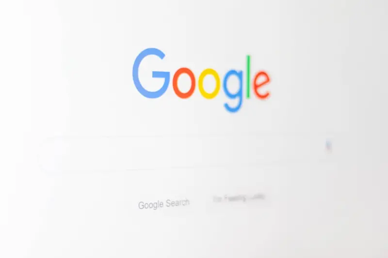 Beyond Keywords: Navigating Google’s Search Generative Experience for SaaS Growth