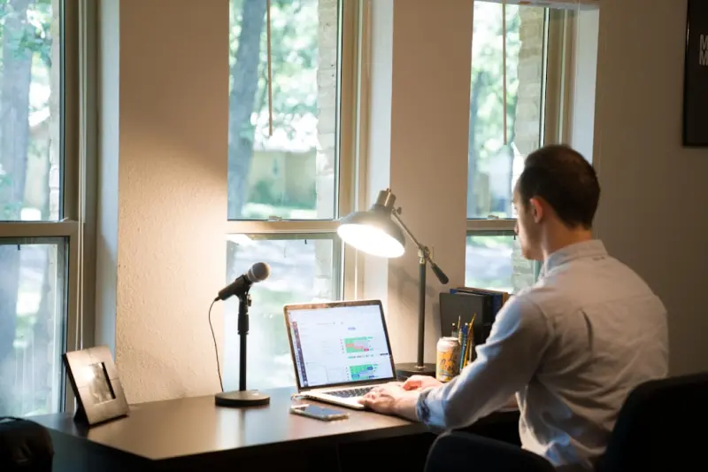 Micro‑Movements and Air Quality: A Remote Worker’s Health Playbook